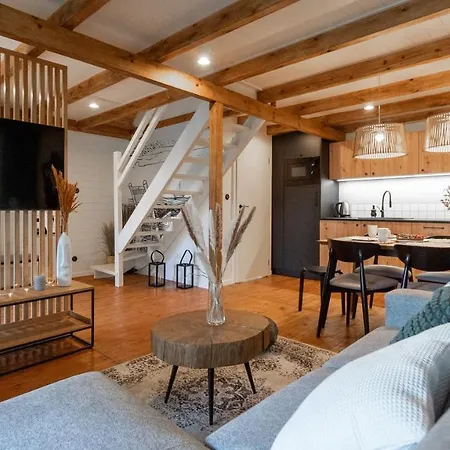 Bryza I 山林小屋